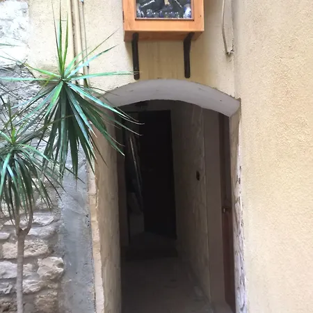 Levantino Konukevi 2*