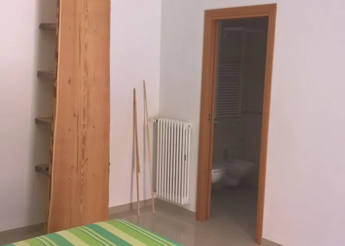 ゲストハウス Levantino 2*